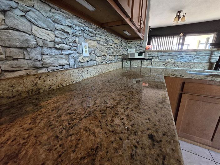 Image No.33-3 Bed House for sale