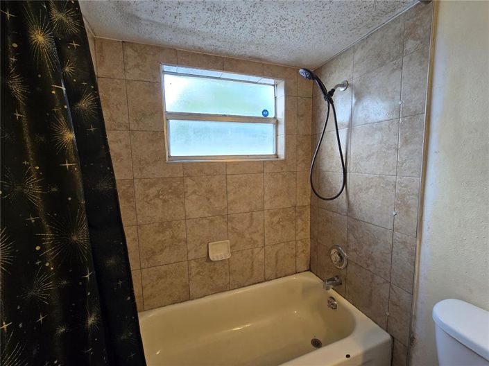 Image No.42-3 Bed House for sale