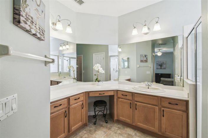 Image No.28-3 Bed House for sale