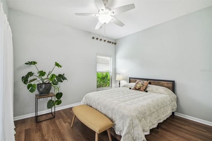 Image No.37-3 Bed House for sale