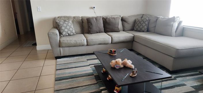 Image No.7-3 Bed House for sale