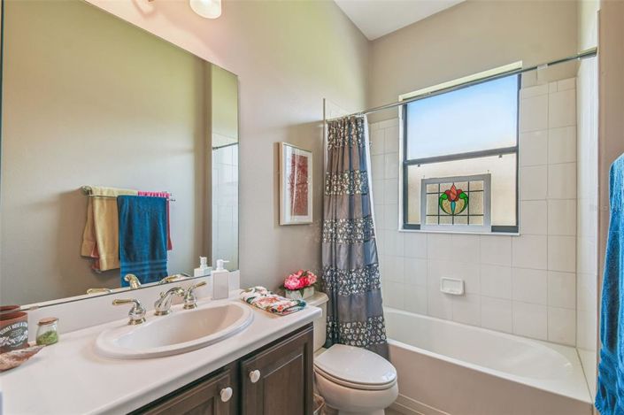 Image No.38-4 Bed House for sale