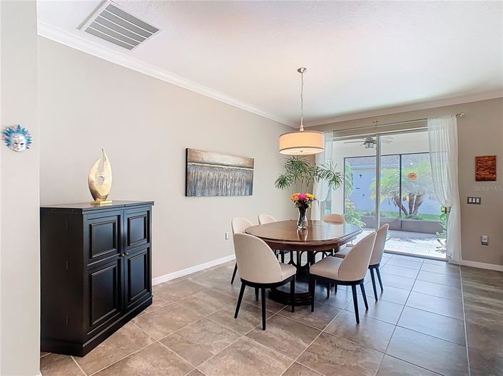 Image No.7-2 Bed House for sale