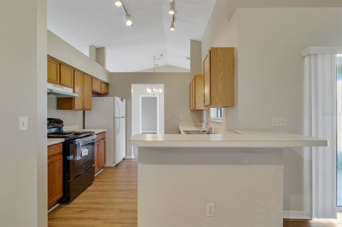 Image No.25-4 Bed House for sale