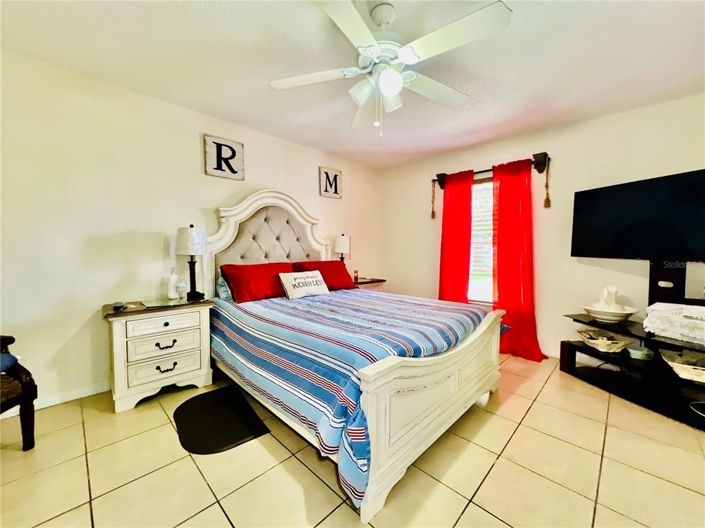 Image No.28-3 Bed House for sale