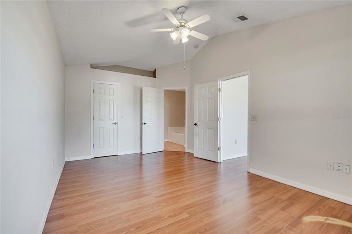 Image No.7-3 Bed House for sale