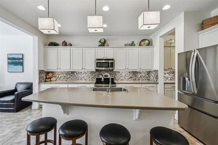 Image No.19-2 Bed House for sale