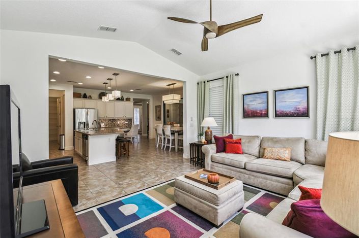 Image No.8-2 Bed House for sale