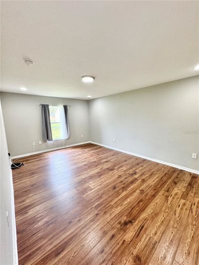 Image No.18-4 Bed House for sale