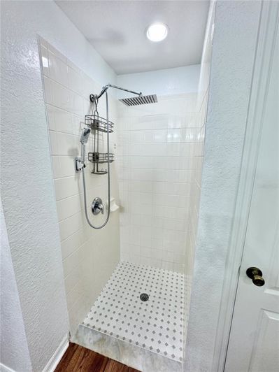 Image No.24-4 Bed House for sale