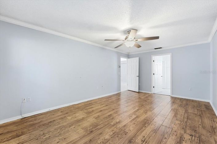 Image No.16-3 Bed House for sale