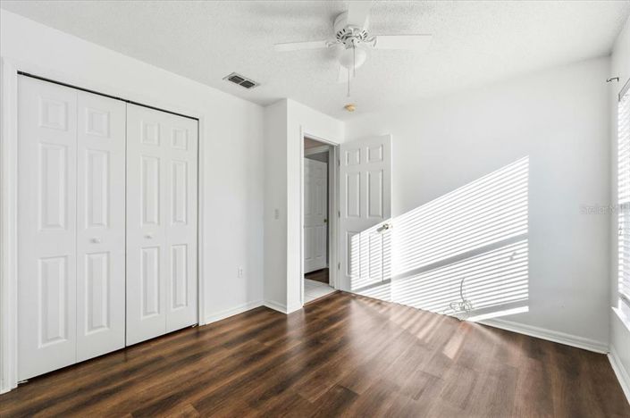 Image No.24-3 Bed House for sale