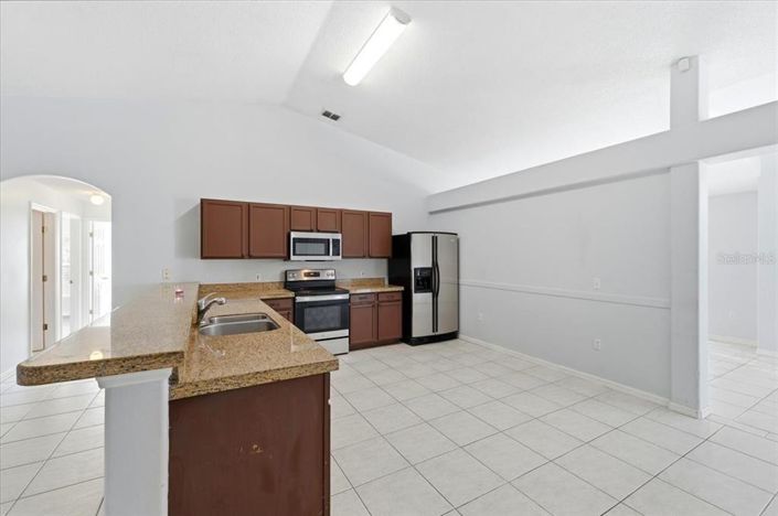 Image No.9-3 Bed House for sale