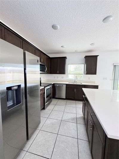 Image No.12-5 Bed House for sale