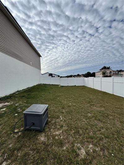 Image No.17-5 Bed House for sale