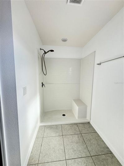 Image No.26-5 Bed House for sale