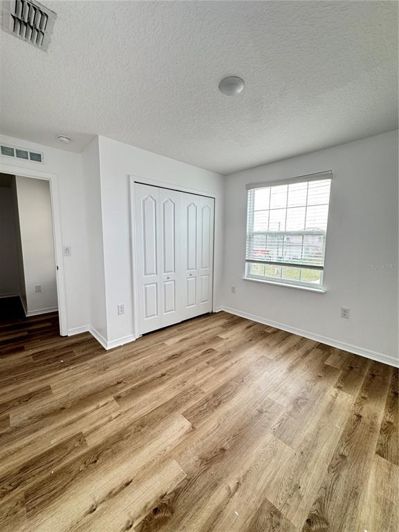 Image No.30-5 Bed House for sale