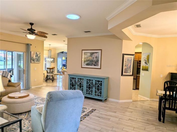 Image No.14-2 Bed House for sale