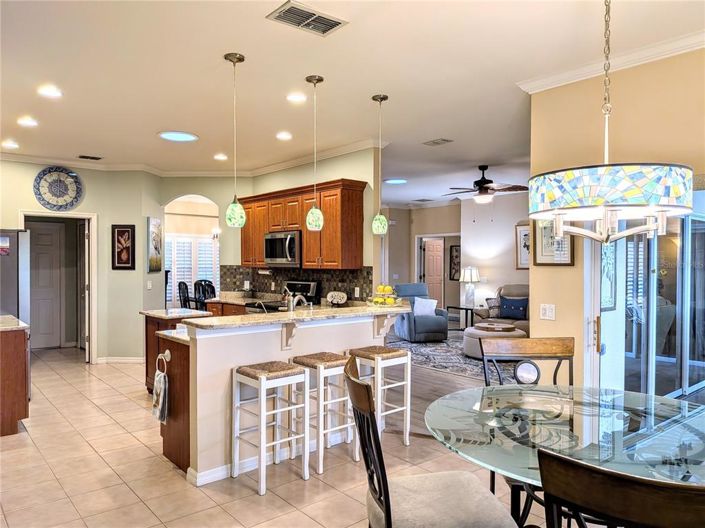 Image No.19-2 Bed House for sale