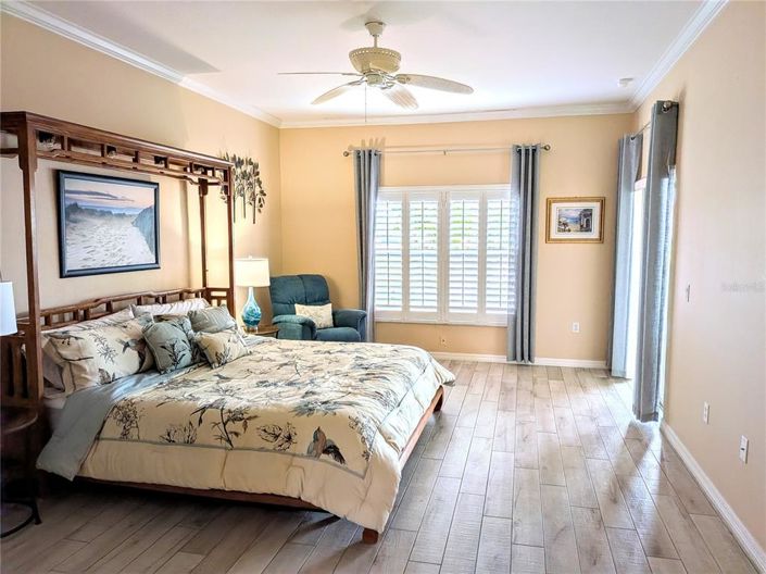 Image No.25-2 Bed House for sale