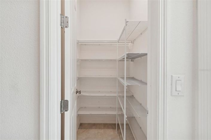 Image No.11-2 Bed House for sale