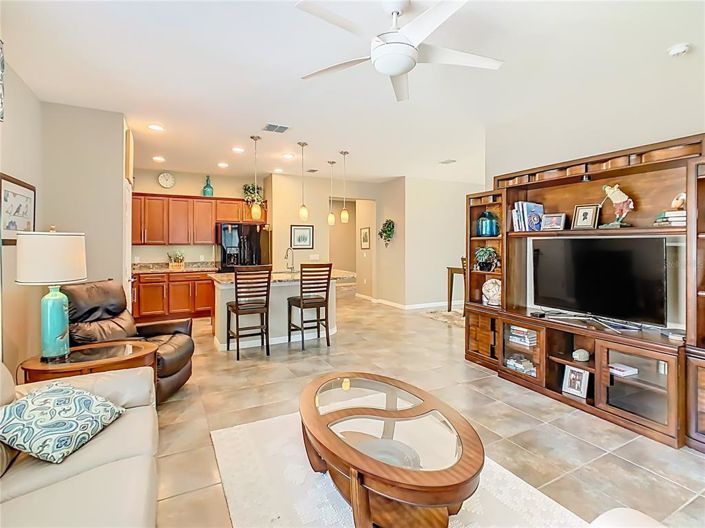 Image No.10-2 Bed House for sale