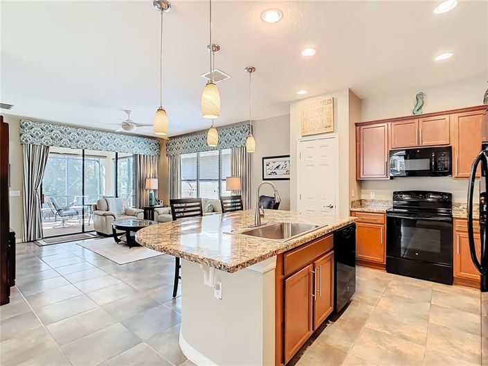 Image No.4-2 Bed House for sale