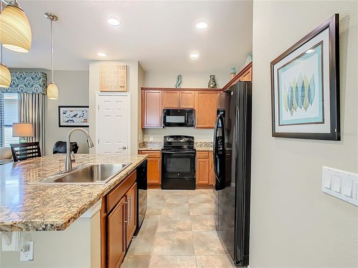 Image No.8-2 Bed House for sale