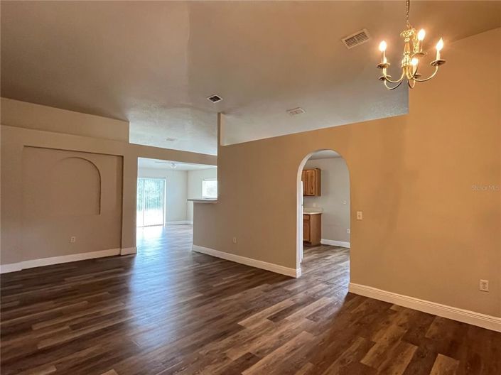 Image No.4-Maison de 4 chambres à vendre à Saint John