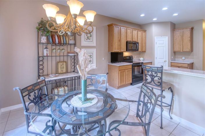 Image No.10-2 Bed House for sale