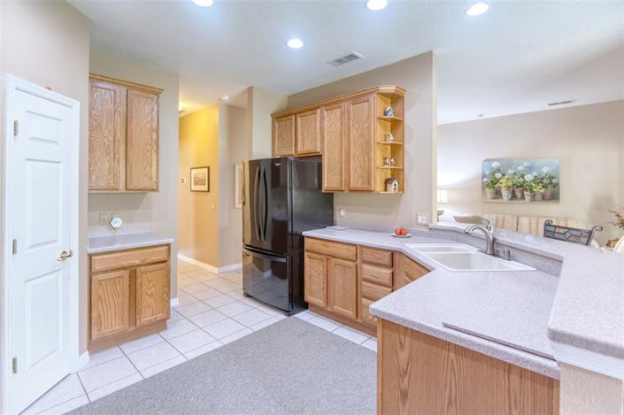 Image No.13-2 Bed House for sale