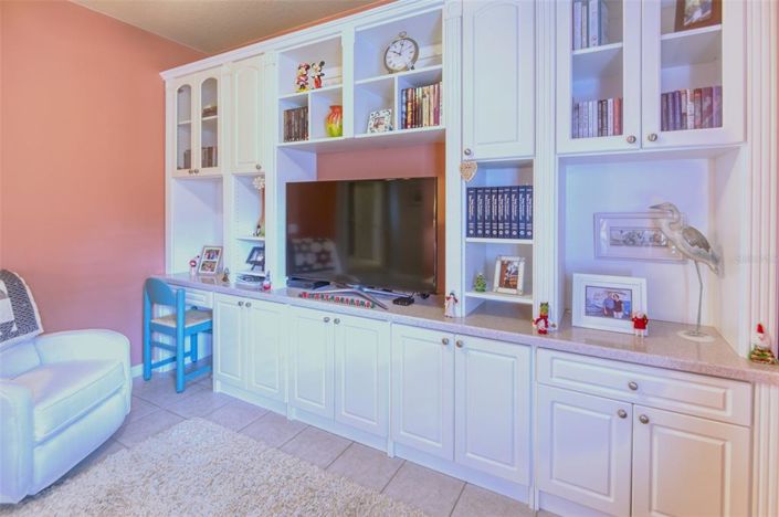 Image No.23-2 Bed House for sale