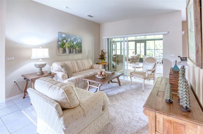 Image No.6-2 Bed House for sale