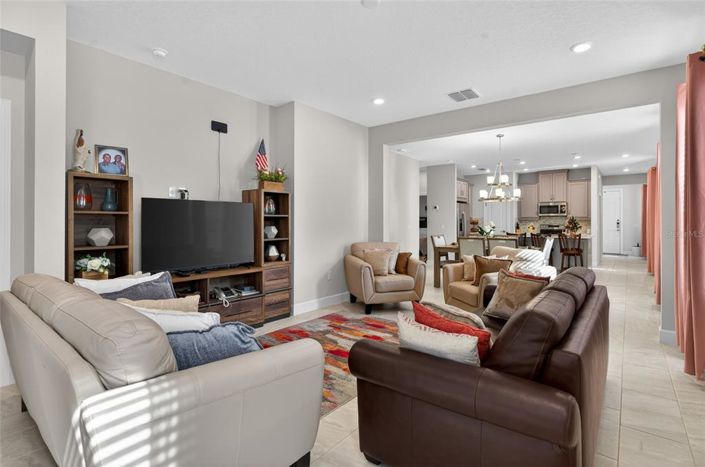 Image No.13-3 Bed House for sale