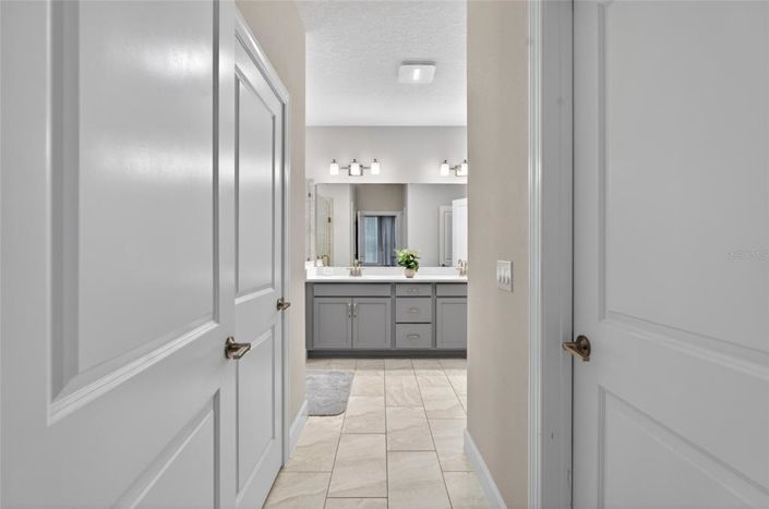 Image No.18-3 Bed House for sale