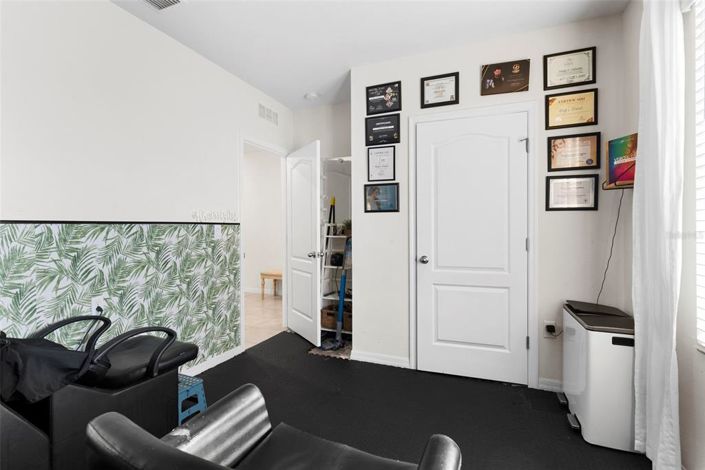 Image No.19-4 Bed House for sale