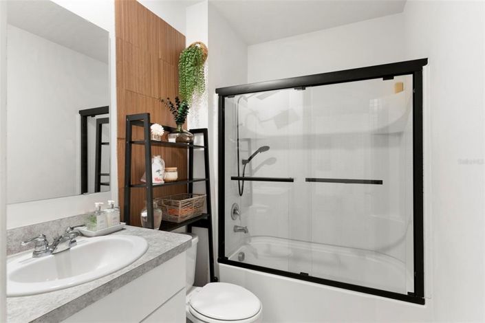 Image No.20-4 Bed House for sale