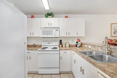 fa005713