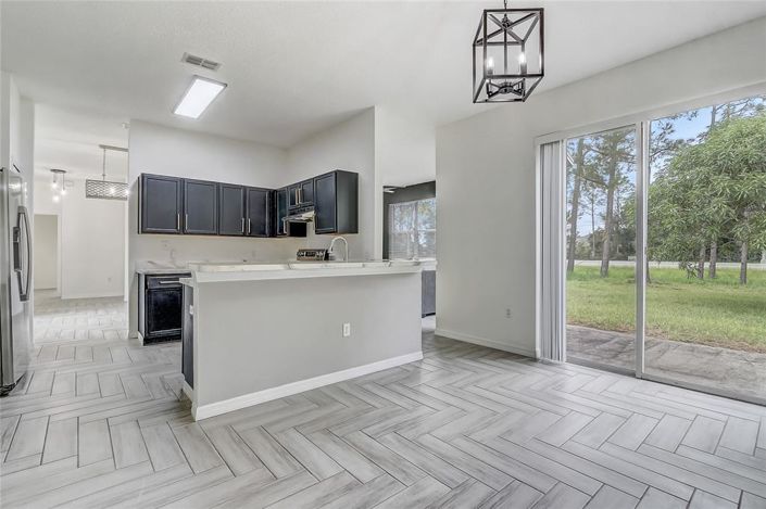 Image No.15-3 Bed House for sale