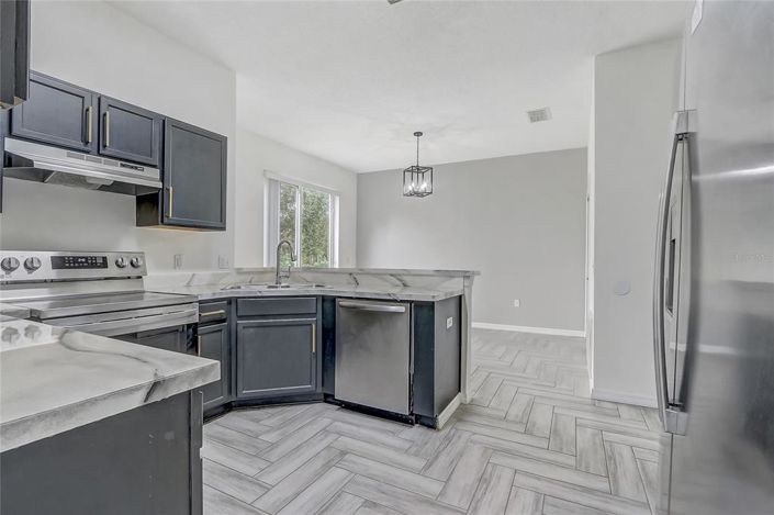 Image No.19-3 Bed House for sale