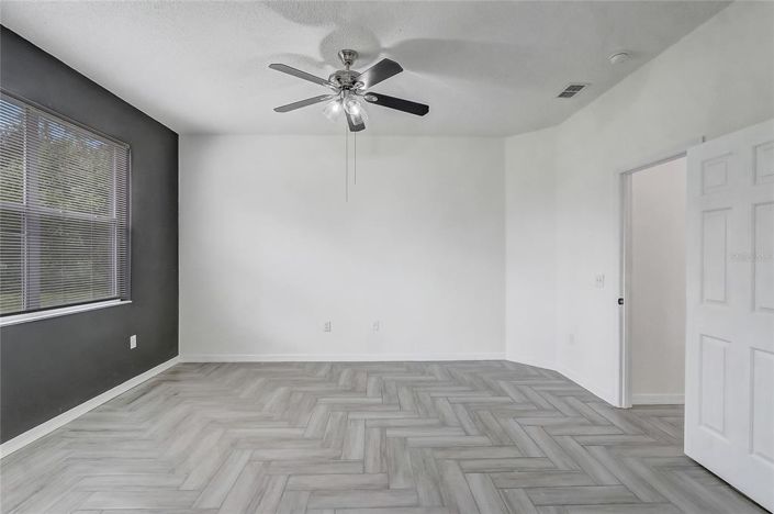 Image No.29-3 Bed House for sale