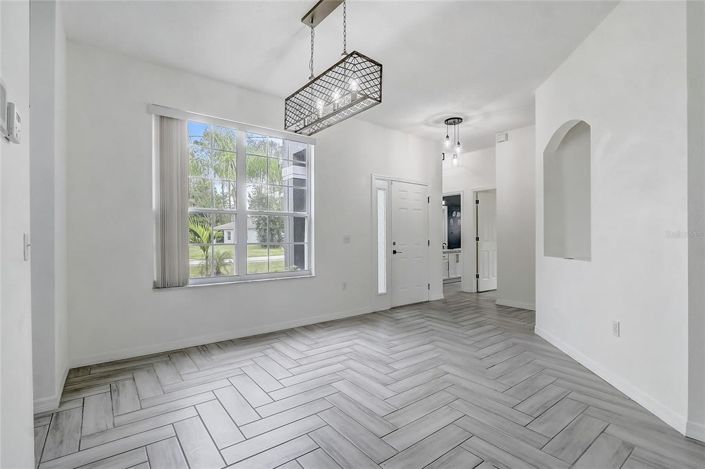 Image No.7-3 Bed House for sale