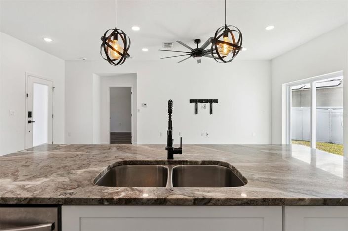 Image No.9-Maison de 4 chambres à vendre à Saint John