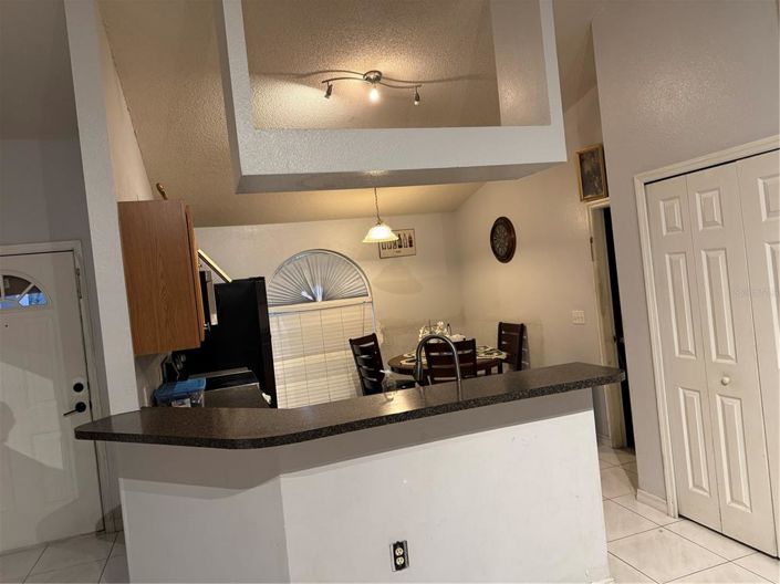 Image No.7-3 Bed House for sale