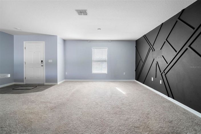 Image No.10-2 Bed House for sale