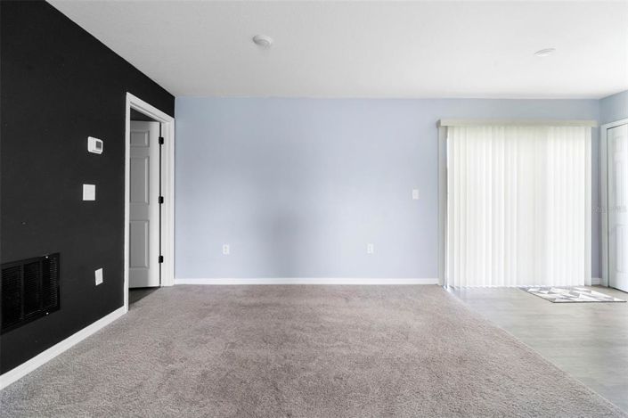 Image No.11-2 Bed House for sale