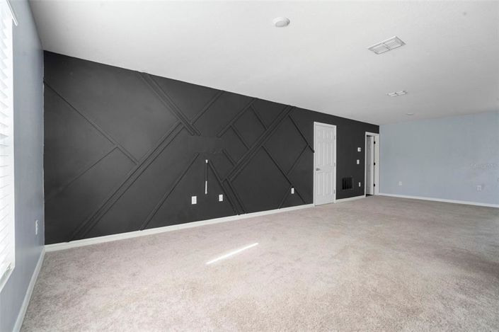 Image No.13-2 Bed House for sale