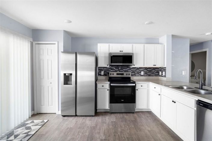 Image No.17-2 Bed House for sale