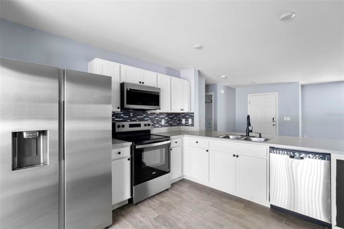 Image No.19-2 Bed House for sale