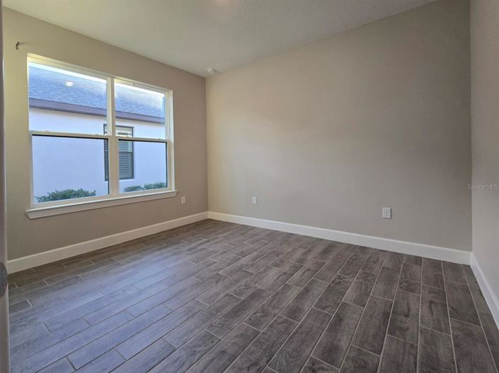 Image No.14-2 Bed House for sale